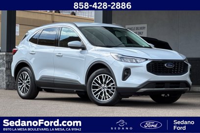 New 2025 Ford Escape SE