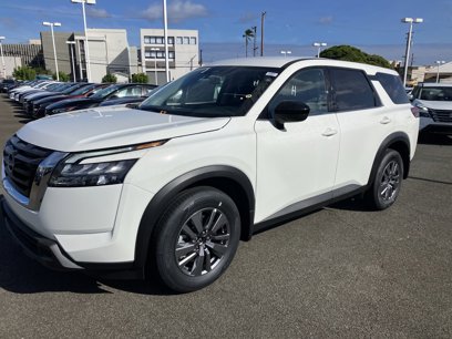 New 2025 Nissan Pathfinder S