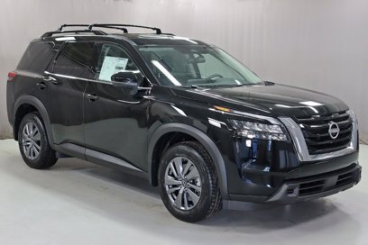 New 2025 Nissan Pathfinder SV