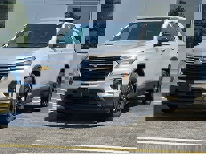 Used 2022 Chevrolet Traverse LS