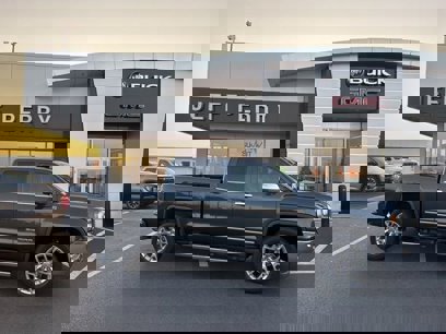Used 2018 GMC Sierra 1500 SLT w/ SLT Premium Package