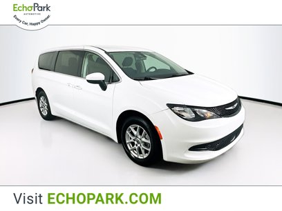 Used 2022 Chrysler Voyager LX