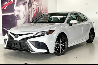 Used 2023 Toyota Camry SE