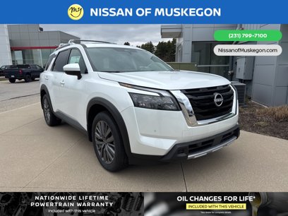 New 2025 Nissan Pathfinder SL w/ SL Premium Package