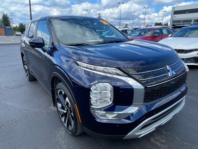 Used 2024 Mitsubishi Outlander SE
