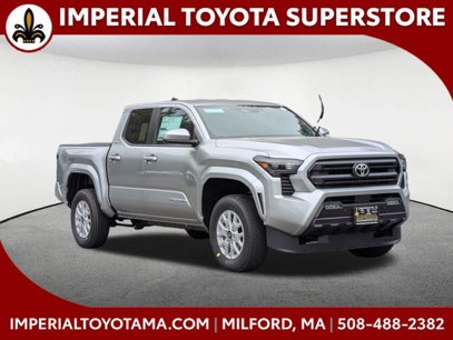 New 2025 Toyota Tacoma SR5