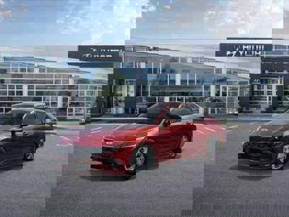 New 2025 Hyundai Elantra SE