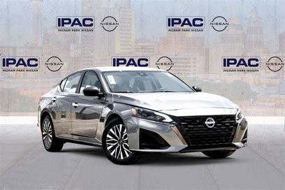 Used 2024 Nissan Altima 2.5 SV