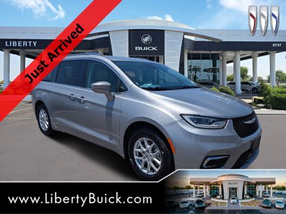 Used 2021 Chrysler Pacifica Touring-L