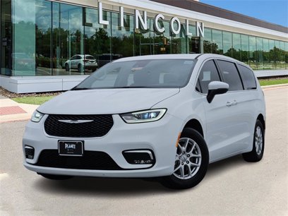 Used 2023 Chrysler Pacifica Touring-L