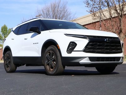 New 2025 Chevrolet Blazer LT w/ Midnight/Sport Edition