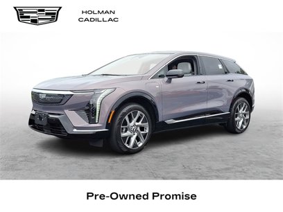 Used 2025 Cadillac Optiq Luxury 1