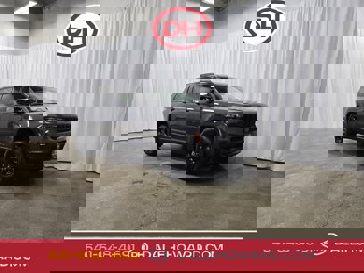 New 2025 Jeep Grand Cherokee L Limited w/ Black Appearance Package