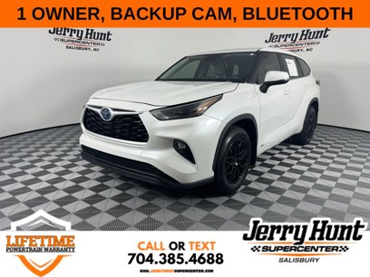 Used 2023 Toyota Highlander LE