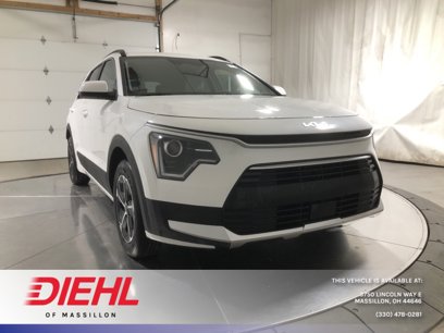 New 2025 Kia Niro EX