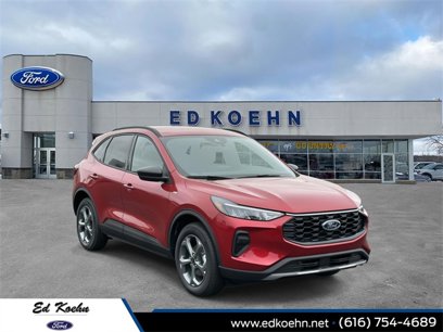 New 2025 Ford Escape ST-Line w/ Cold Weather Package