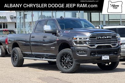 New 2025 RAM 3500 Laramie w/ Towing Technology Group