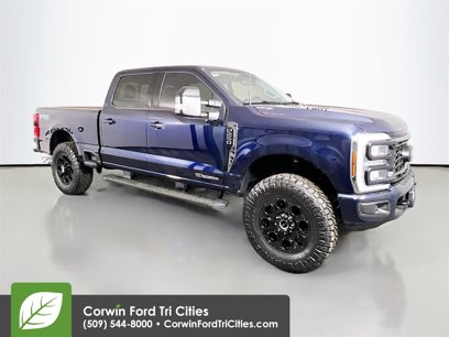 New 2025 Ford F250 Lariat w/ Black Appearance Package