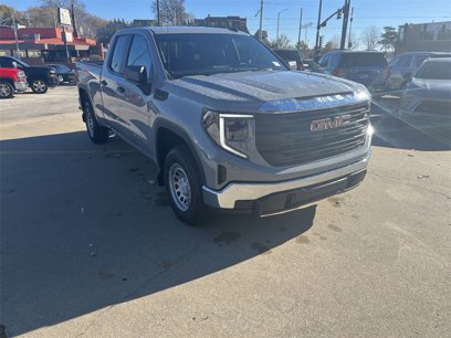 New 2025 GMC Sierra 1500 Pro w/ Pro Value Package