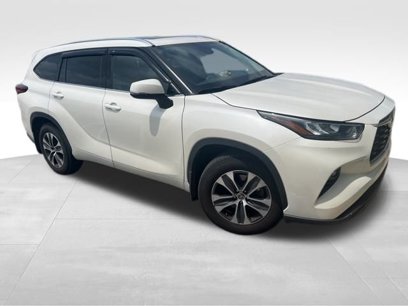 Used 2020 Toyota Highlander XLE