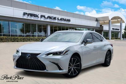 New 2025 Lexus ES 350 w/ Premium Package