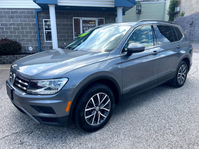 Used 2019 Volkswagen Tiguan SE w/ Panoramic Sunroof Package