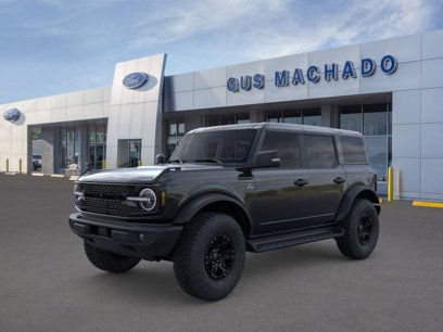 New 2025 Ford Bronco Outer Banks w/ Sasquatch Package