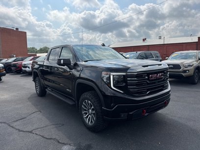 Used 2022 GMC Sierra 1500 AT4 w/ AT4 Premium Package