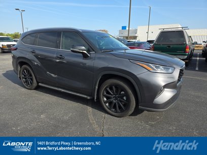 Used 2024 Toyota Highlander Limited