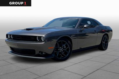 Used 2022 Dodge Challenger R/T w/ Blacktop Package