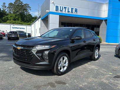 New 2025 Chevrolet Trax LS w/ LS Convenience Package