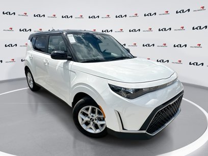 Certified 2025 Kia Soul S