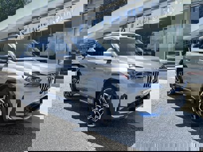 New 2025 BMW X1 xDrive28i w/ Convenience Package