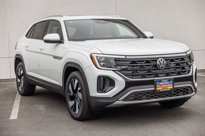 New 2025 Volkswagen Atlas Cross Sport SE
