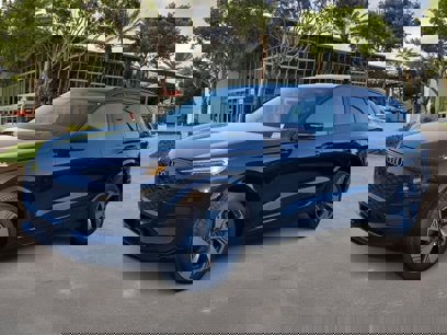 New 2025 Audi Q6 e-tron Premium Plus