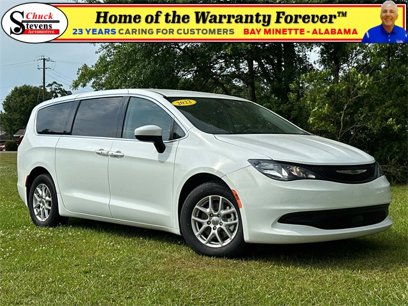 Used 2022 Chrysler Voyager LX