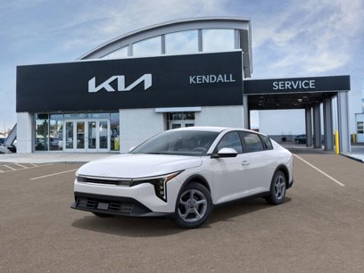 New 2025 Kia K4 LXS