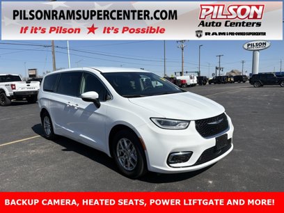 Used 2023 Chrysler Pacifica Touring-L