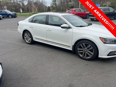 Used 2017 Volkswagen Passat 1.8T SE