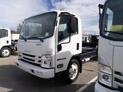 New 2024 Isuzu NPR