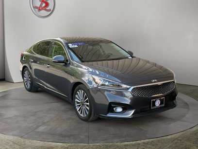 Used 2017 Kia Cadenza Premium w/ Luxury Package