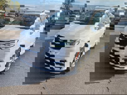 Used 2022 Chrysler Pacifica Touring-L