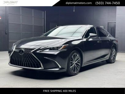 Used 2023 Lexus ES 300h w/ Premium Package