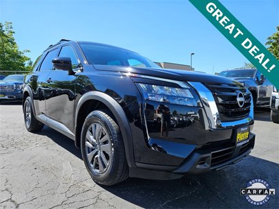 Used 2023 Nissan Pathfinder SV