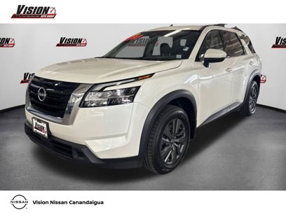 Certified 2022 Nissan Pathfinder SV w/ SV Premium Package