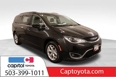 Used 2018 Chrysler Pacifica Touring Plus w/ Tire & Wheel Group