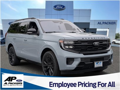 New 2025 Ford Expedition Platinum w/ Stealth Appearance Package