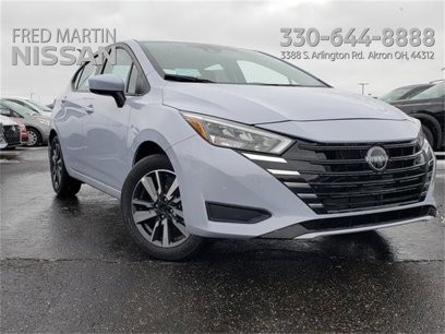 New 2025 Nissan Versa SV w/ Trunk Package