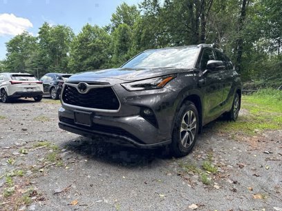 Used 2022 Toyota Highlander XLE