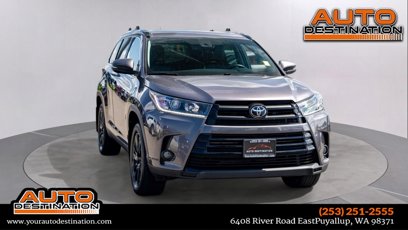 Used 2019 Toyota Highlander SE
